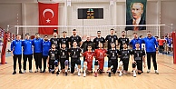 Gebze Voleybol Takımı Galibiyete Doymuyor