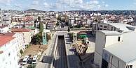 Büyükşehir, Darıca Okul Yolu Caddesi'nde yaya üstgeçidi yapıyor