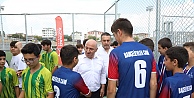 Darıcalı gençler, camiler arası futbol turnuvasında ter döküyor