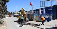 Gebze TIR garajları bölgesinde yol onarımı