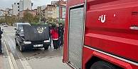 Seyir halindeki otomobilde çıkan yangın söndürüldü