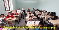 Suriyeli çocuklar Türkçe öğreniyor