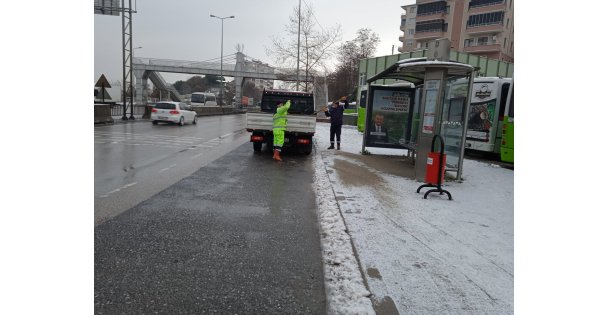 Üstgeçitler ve yaya yolları hep açık