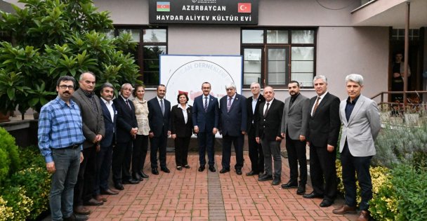 Vali Yavuz, Azerbaycan Haydar Aliyev Kültür Evini Ziyaret Etti