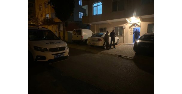 (VİDEOLU HABER)Sipariş Verip Bekledikleri Motosikletli Kuryeyi Pompalı Tüfekle Vurdular