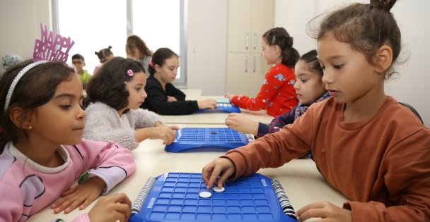 Zekâ oyunları ile kendilerini tanıyorlar